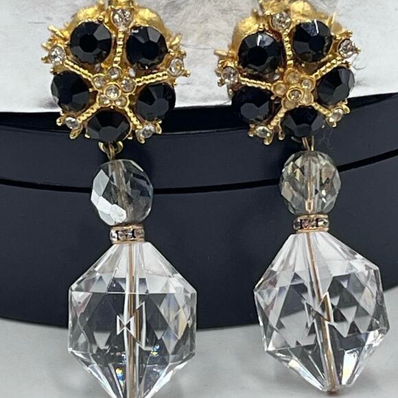 Eileen Fulton Vintage Black and Clear Crystal Clip on Earrings - Picture 3 of 14